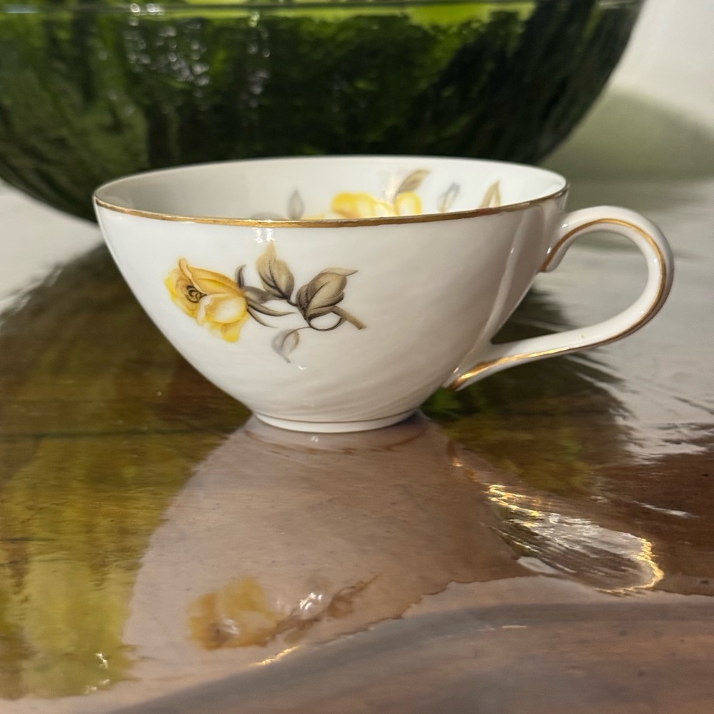 Harmony House Yellow Rose teacup.
